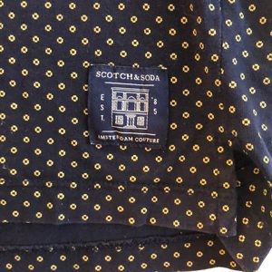 Men’s short sleeve collared shirt